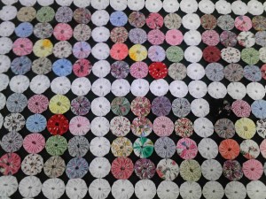 Hキャスターのお母様のヨーヨーキルト